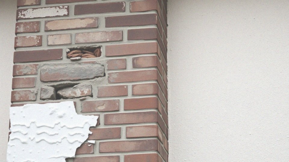 Jak przygotować komin do ocieplenia styropianem?