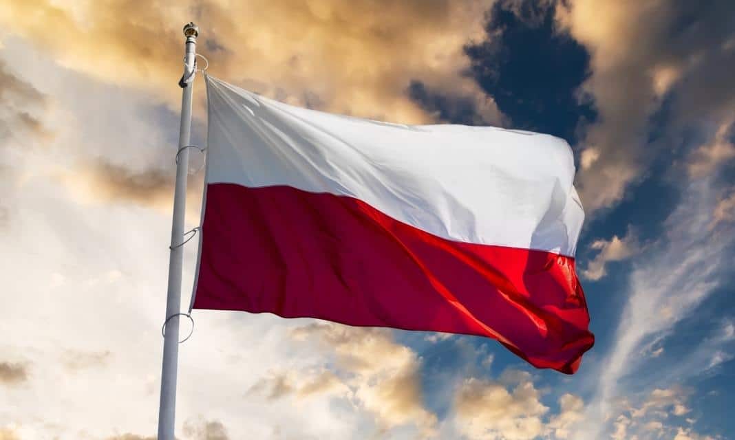 Uroczyste obchody Dnia Flagi Polskiej w Gorzycach: Tradycje i obrzędy